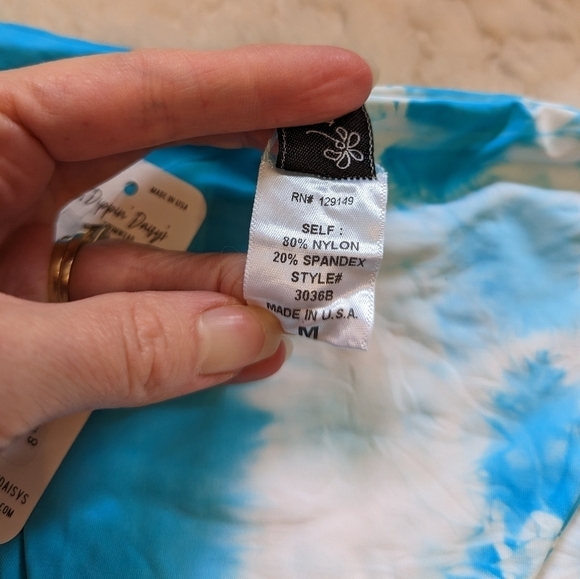 DIPPIN' daisy's crystal tie dye string bikini bottom medium - Picture 3 of 4